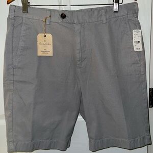 NWT Brooks Brothers Flat Front Classic Khaki Bermuda Shorts 34 Waist